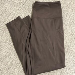 Leggings with side pocket